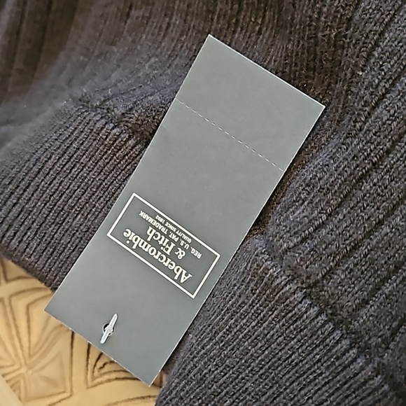 ☆Abercrombie & Fitch Skirt☆ - Picture 3 of 4